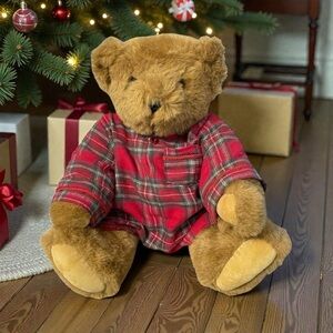 Vermont Teddy Bear Brown Plaid Nightshirt 15" Jointed Made In USA Collectible